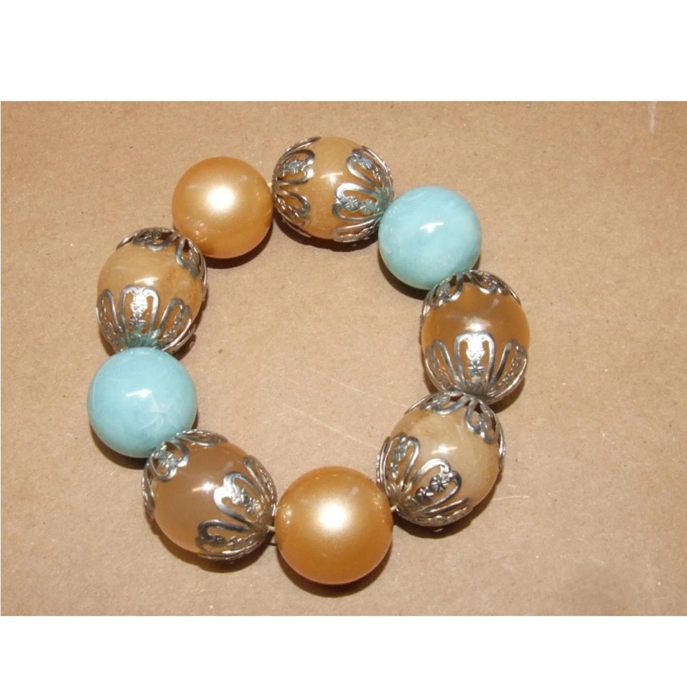 Vintage Erica Lyons Lucite Stretch Bracelet